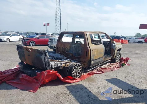 2024 Toyota Tundra Hybrid 1794 Edition из США, поврежденный, VIN 5TFMC5DB4RX051233